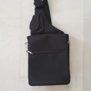 Travelon Anti-Theft Classic Small East/West Crossbody Purse